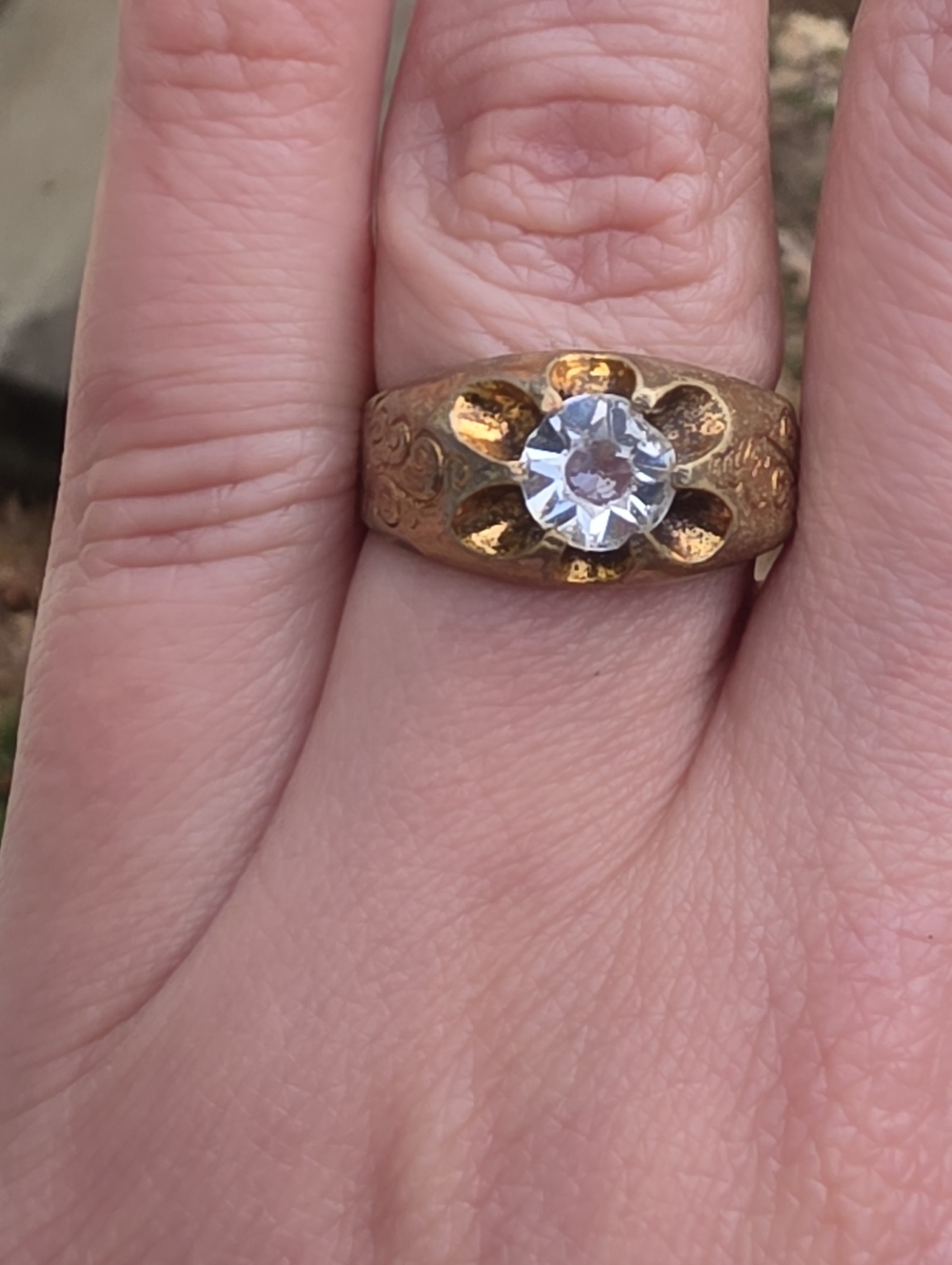 Antique Old Mine Cut Buttercup Style Bronze Ring Belcher Setting - Picture 3 of 15